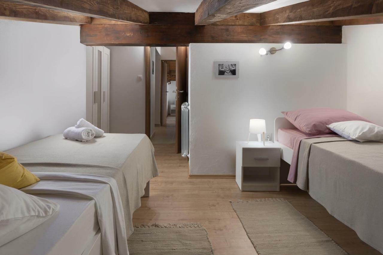 Apartman Ulika Medulin Eksteriør bilde